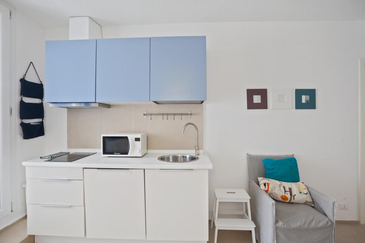Casalmare Apartments One Step From The Sea Mola di Bari Ngoại thất bức ảnh