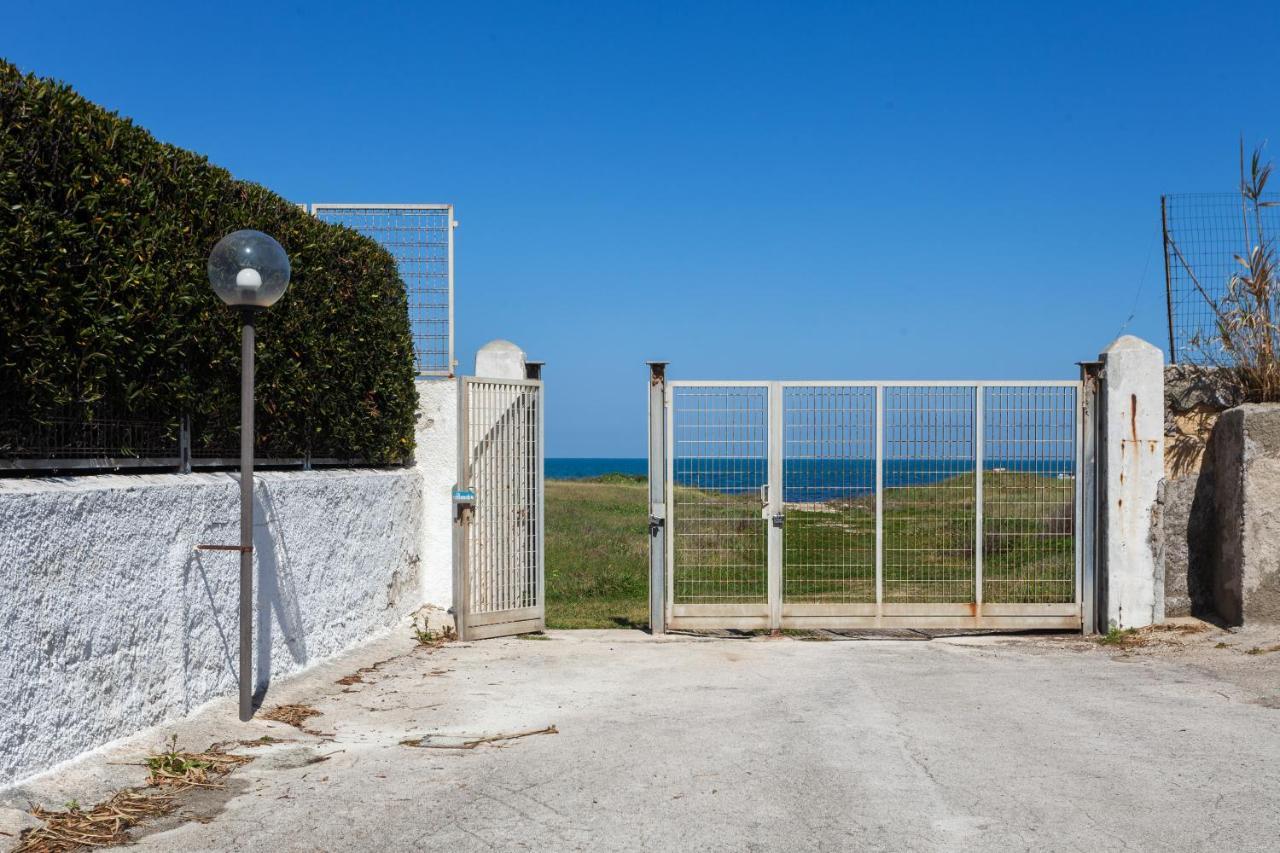 Casalmare Apartments One Step From The Sea Mola di Bari Ngoại thất bức ảnh