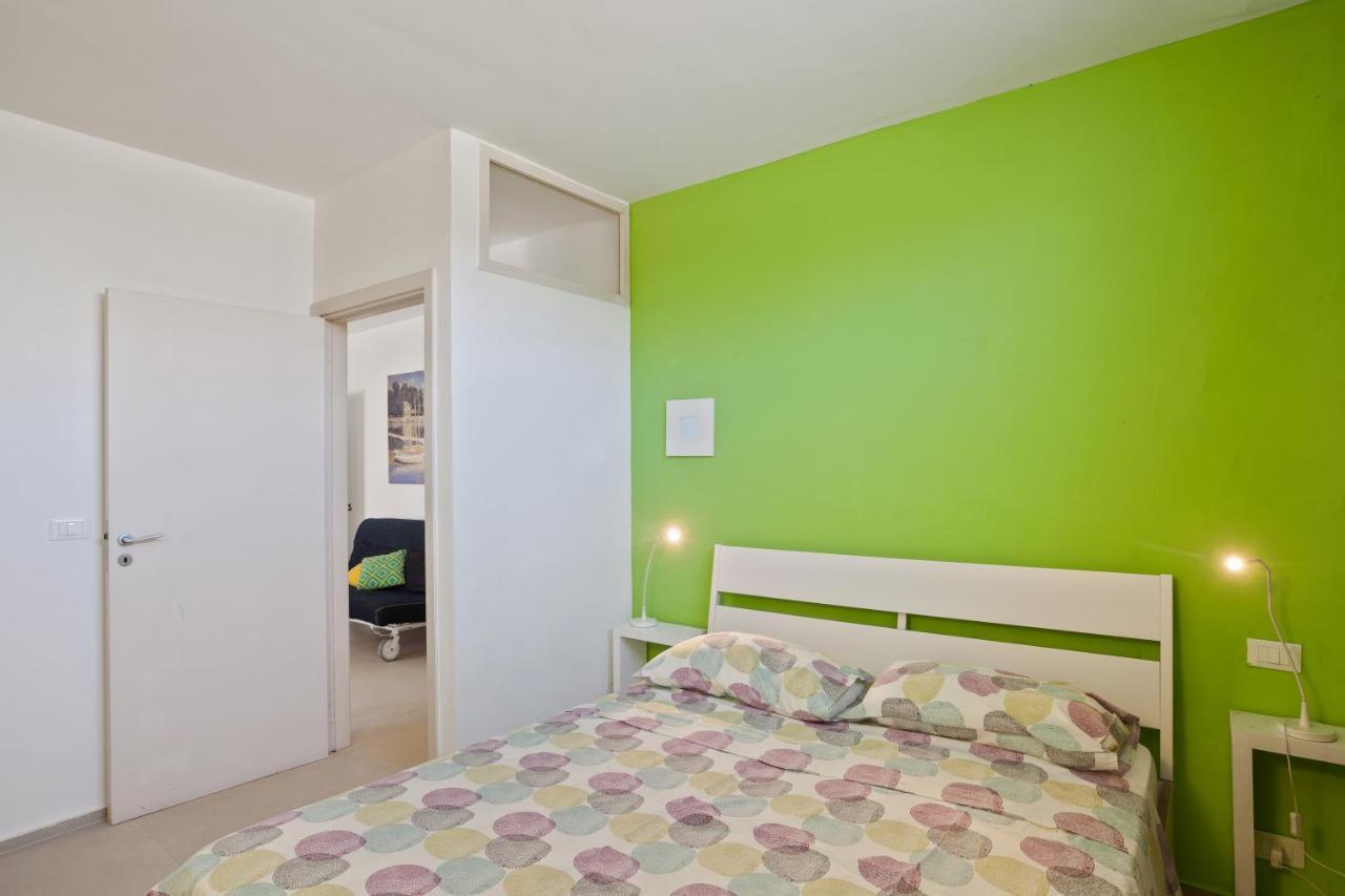Casalmare Apartments One Step From The Sea Mola di Bari Ngoại thất bức ảnh