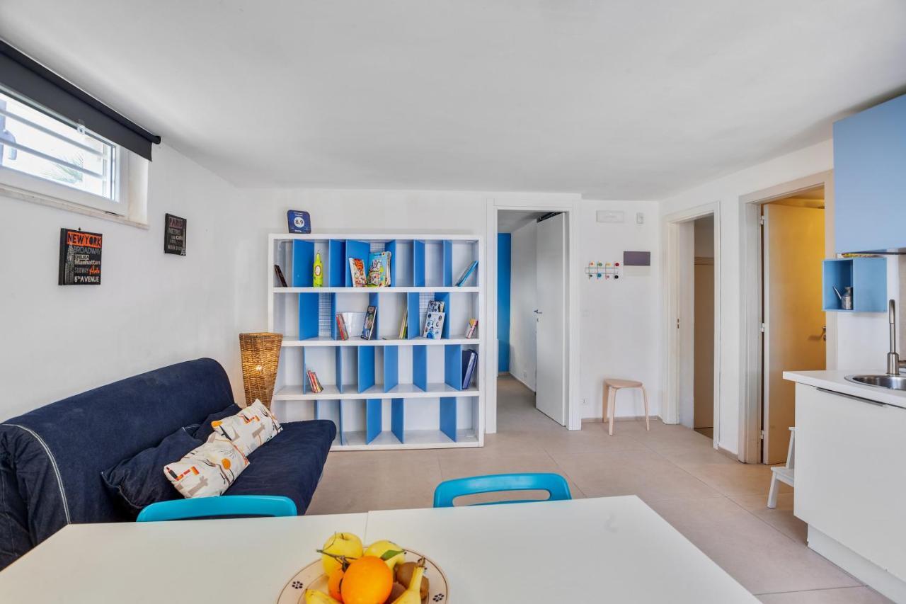 Casalmare Apartments One Step From The Sea Mola di Bari Ngoại thất bức ảnh
