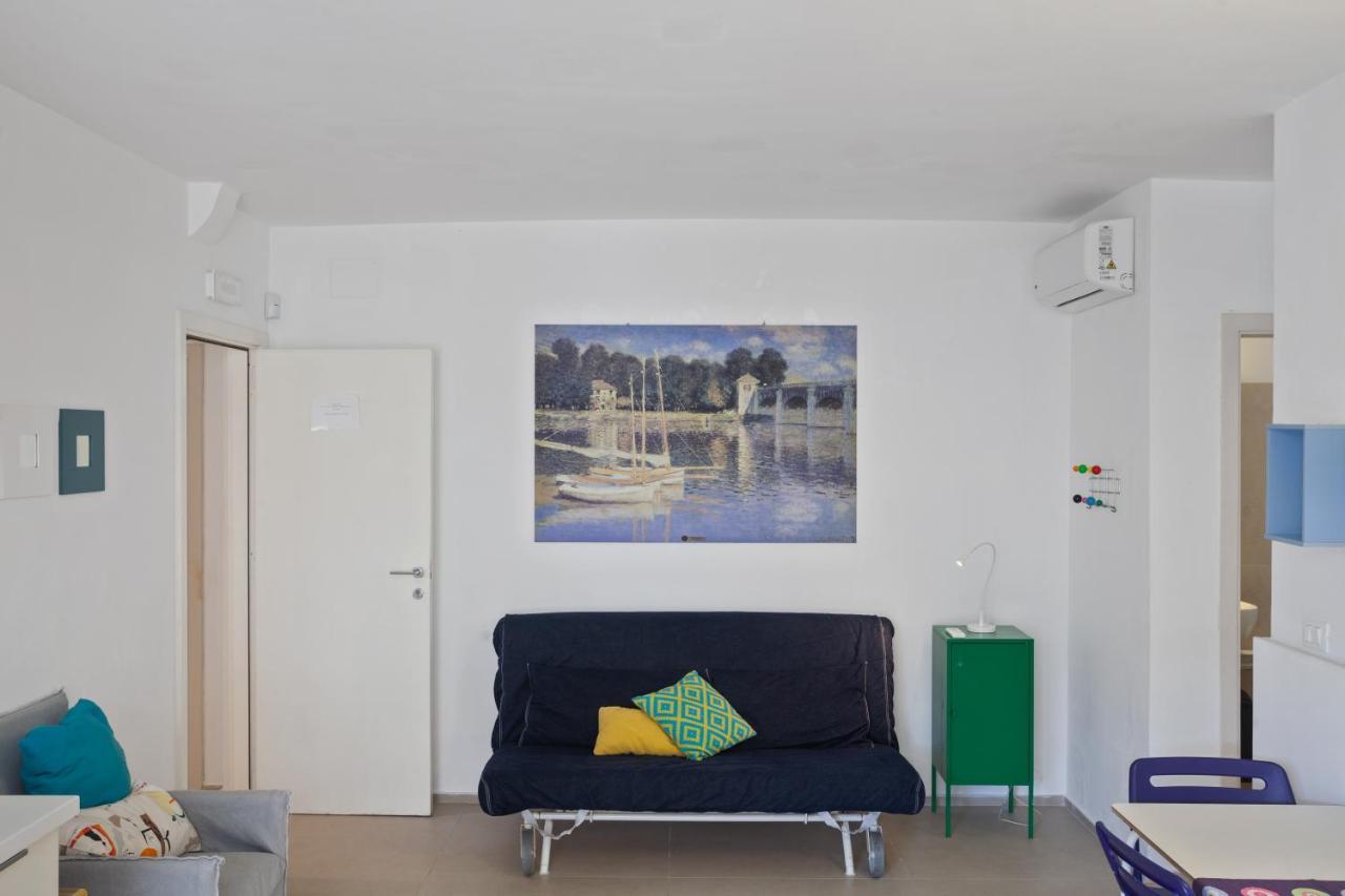 Casalmare Apartments One Step From The Sea Mola di Bari Ngoại thất bức ảnh