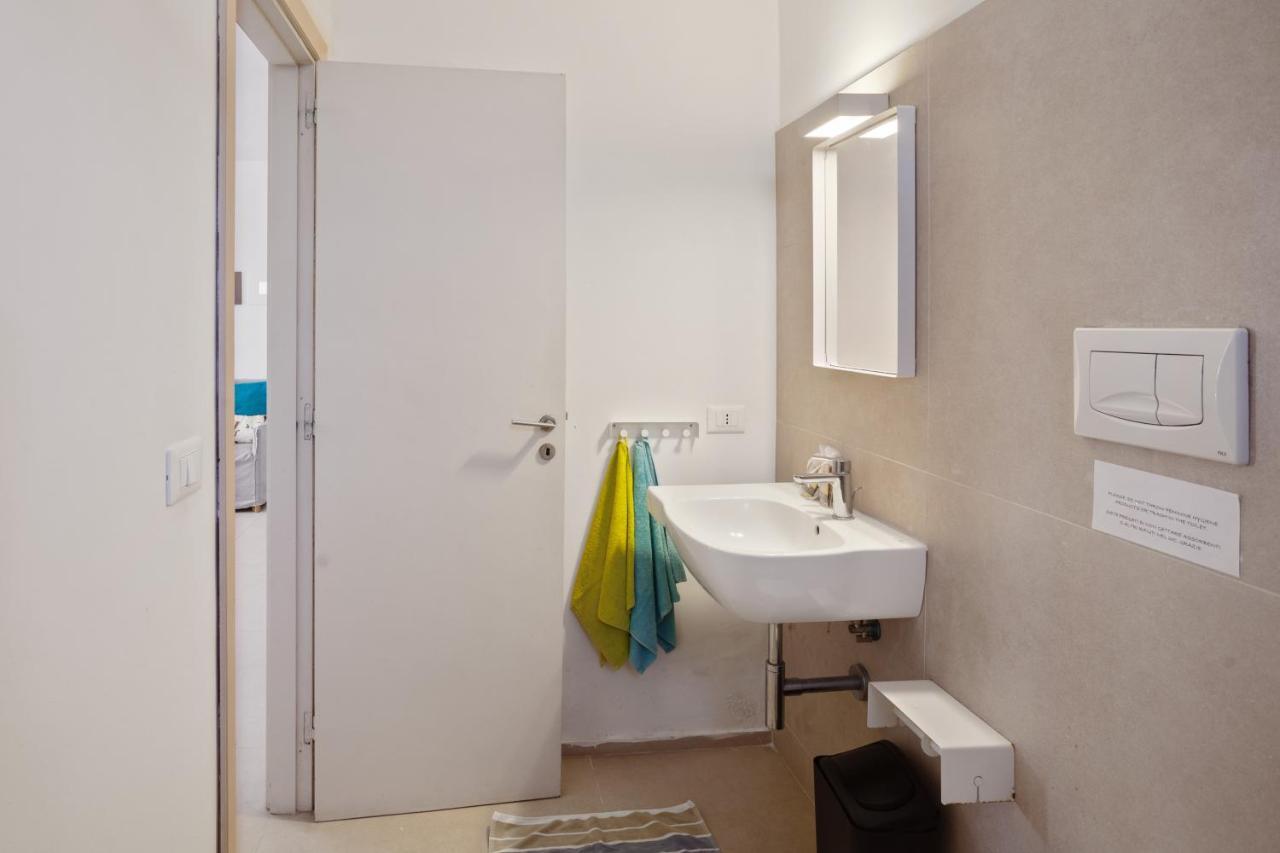 Casalmare Apartments One Step From The Sea Mola di Bari Ngoại thất bức ảnh