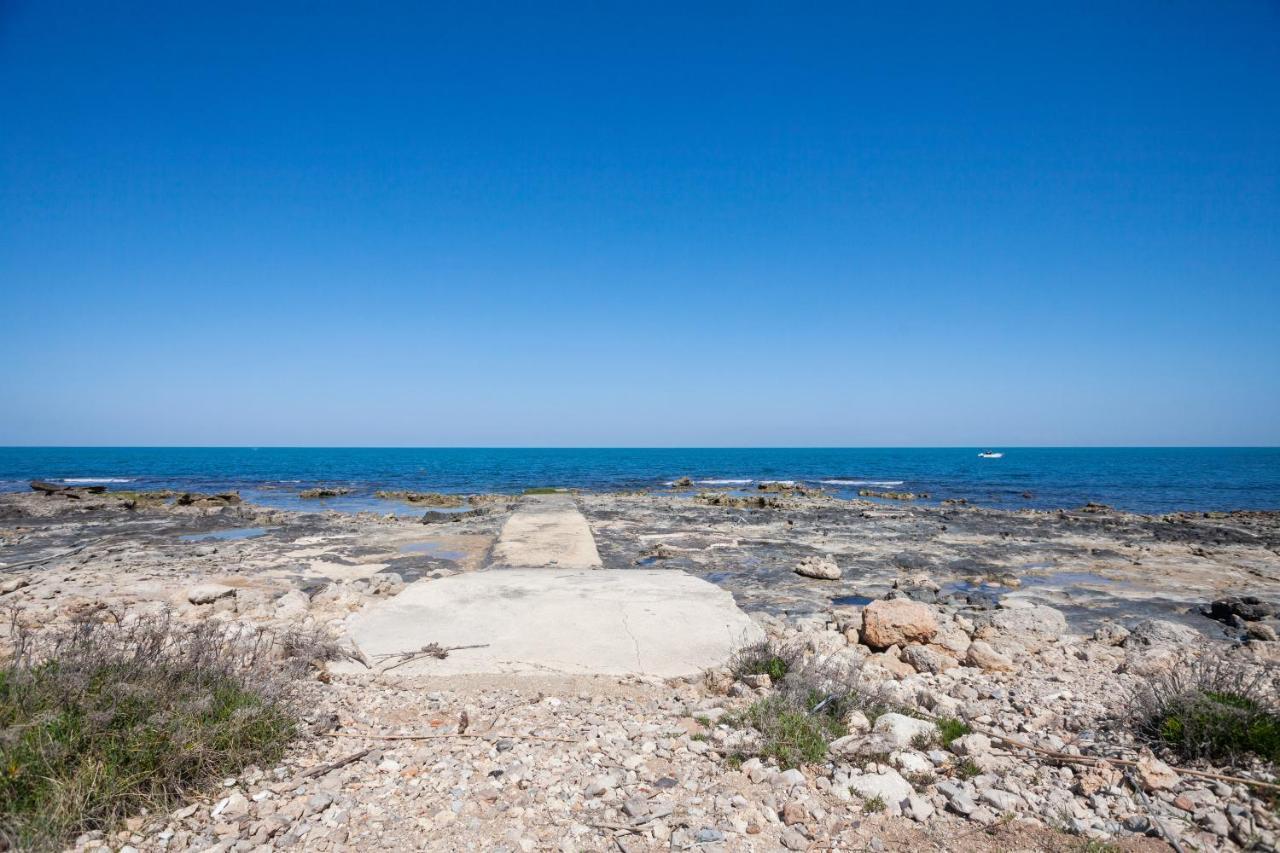 Casalmare Apartments One Step From The Sea Mola di Bari Ngoại thất bức ảnh