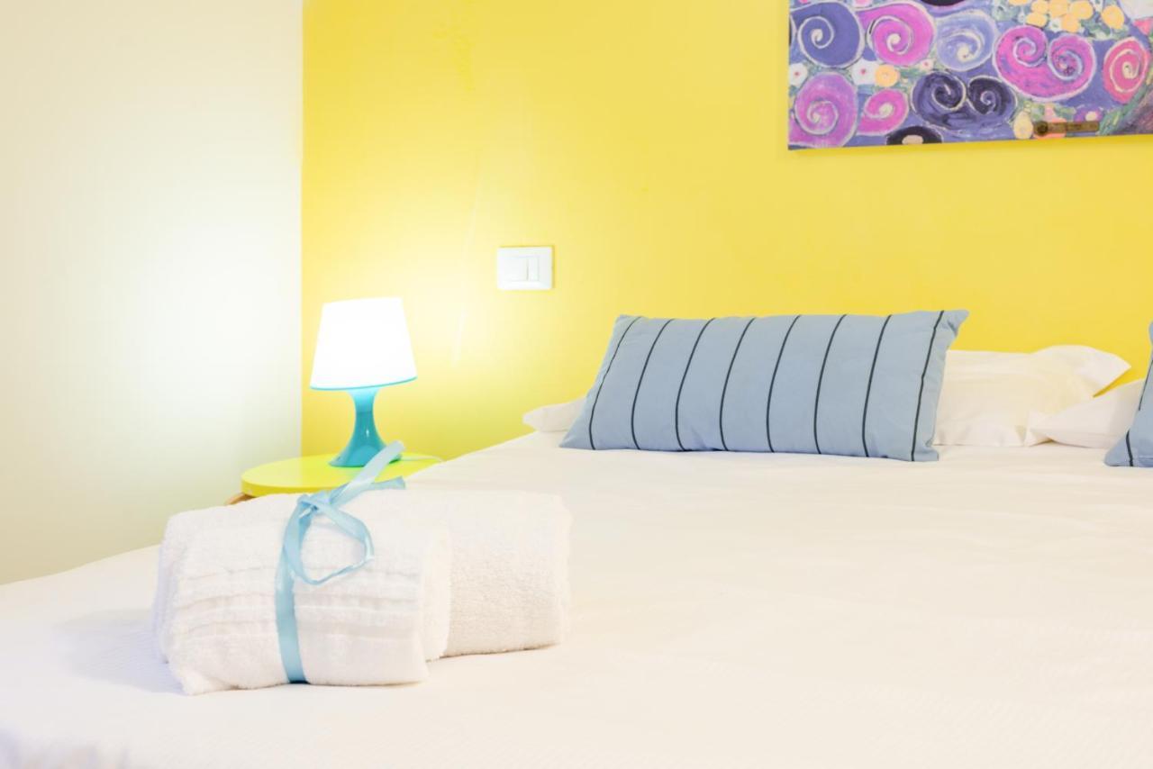 Casalmare Apartments One Step From The Sea Mola di Bari Ngoại thất bức ảnh