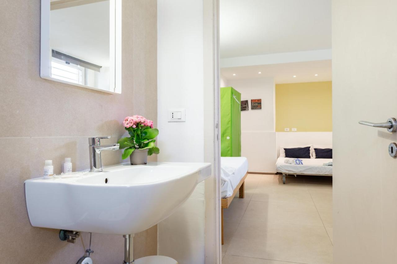 Casalmare Apartments One Step From The Sea Mola di Bari Ngoại thất bức ảnh